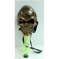 SKULL GAS MASK STYLE BONG (2PCS); GREEN