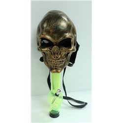 SKULL GAS MASK STYLE BONG (2PCS); GREEN