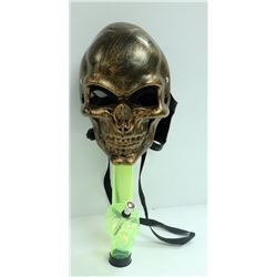 SKULL GAS MASK STYLE BONG (2PCS); GREEN