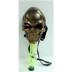 SKULL GAS MASK STYLE BONG (2PCS); GREEN