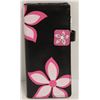 Image 1 : NEW SHAGWEAR WOMENS WALLET; BLACK/ PINK FLOWERS