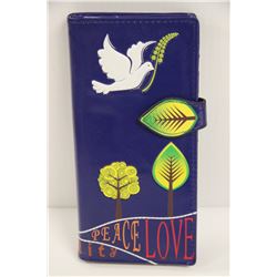 NEW SHAGWEAR WOMENS WALLET;  BLUE/ DOVE