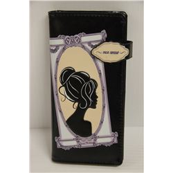 NEW SHAGWEAR WOMENS WALLET;  BLACK/ PORTRAIT