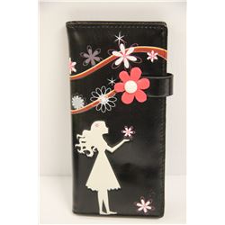 NEW SHAGWEAR WOMENS WALLET;  BLACK/ GIRL FLOWER