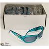 Image 1 : 12PK OF TEAL CHANEL STYLED DESIGNER SUNGLASSES