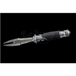 Lot #140 - BLADE: TRINITY (2004) - Blade's (Wesley Snipes) Short Knife