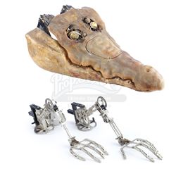 Lot #417 - JUMANJI (1995) - Animatronic Crocodile Head and Forefeet