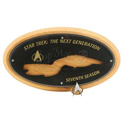 Lot #610 - STAR TREK: THE NEXT GENERATION (TV SERIES, 1987 - 1994) - Seventh Season Crew Plaque and