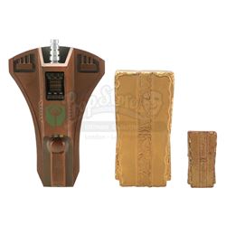 Lot #619 - STAR TREK: DEEP SPACE NINE (T.V. SERIES, 1993-1999) - Ferengi Phaser and Gold-Pressed Lat