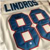 Image 2 : ERIC LINDROS SIGNED NORDIQUES JERSEY (FRAMEWORTH HOLOGRAM)