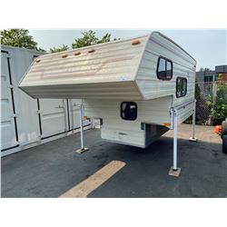 1995 SLUMBER QUEEN 8' TRUCK CAMPER, MODEL ADVENTURER SQ-80SL SER # 5136-95, NO LEAKS, GOOD ROOF,