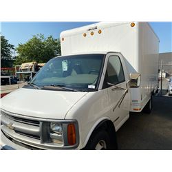 2001 CHEVROLET 3500, 2DR CUBE VAN, WHITE, VIN # 1GBJG31R211113236