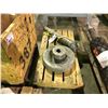 Image 1 : PALLET OF HEAVY DUTY MACHINE PARTS