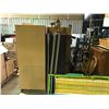 Image 2 : LARGE LOT OF STORAGE LOCKER SPORTS AND FURNITURE