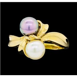 14KT Yellow Gold Ladies Black and White Pearl Ring