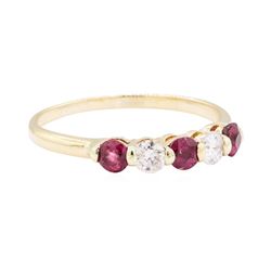 14KT Yellow Gold 0.75 ctw Ruby and Diamond Ring