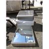 Image 1 : Mirror & 3 Stainless Napkin Dispenser
