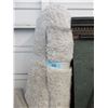 Image 1 : 7' x 9' Beige Shag Area Carpet - Store Return