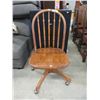 Image 1 : Vintage Rolling Spindle Back Chair