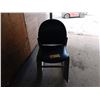 Image 2 : Chair