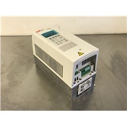 ABB ACS800-U1-0009-5 VARIABLE FREQUENCY DRIVE