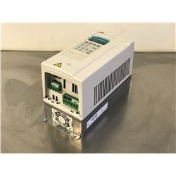 ABB ACS800-U1-0009-5 VARIABLE FREQUENCY DRIVE