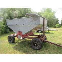 Kendon 175 Bushel Hopper Wagon w Extensions