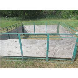 Metal & Wood Lined Temporary Show Pen 8'x8'