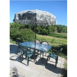 Patio Table w Umbrella & 5 Chairs