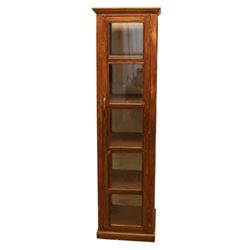 Restaurant Pastry Case