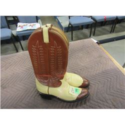 CREAM & BROWN COWBOY BOOTS (SIZE 9?)