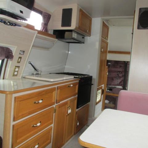 1995 DODGE ISLANDER RV SUPREME CAMPER VAN (WIDE BODY - NICE CONDITION - NICE AND CLEAN) 115,780 KM