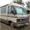 Image 3 : 1989 WINNEBAGO CHIEFTAIN MOTORHOME - RUNS, KEYS, PAPERS (STORED INDOORS)