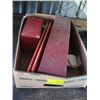 Image 1 : BOX WITH REFLECTORS
