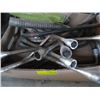 Image 1 : BOX OF STAR WHEEL WRENCHES