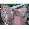 Image 1 : LARGE CRUSHER