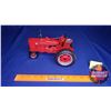 Image 1 : Farmall Super M-TA 100 Years 1902 Centennial 2002  (Scale: 1/16)