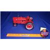 Image 1 : Farmall Super M-TA 100 Years 1902 Centennial 2002  (Scale: 1/16)