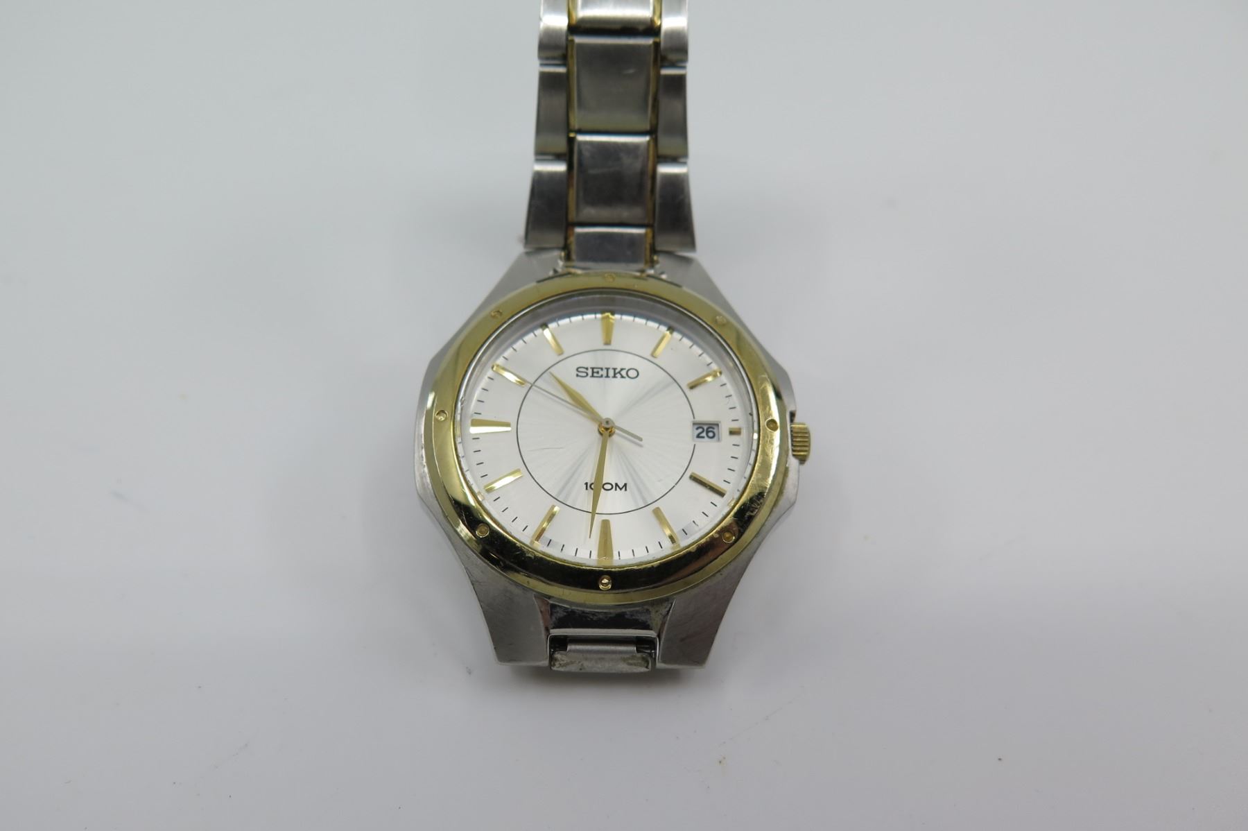 Seiko Water Resistant Stainless Steel Watch w/ Metal Band - Oahu Auctions