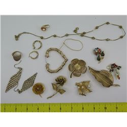 Misc Jewelry: Black Pearl Necklace, Earrings, Ring, Brooches