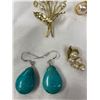Image 2 : Lovely Faux Pearl Set Plus a Pair of Sterling Silver and Turquois Earrings