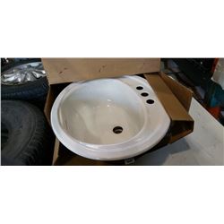 LAVATORY PORCELAIN ON STEEL SINK