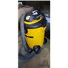 Image 1 : 2.5HP ELECTRIC SHOP VAC 6 GALLON