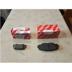 TOYOTA CAMRY REAR BRAKE PAD KIT AND RAV4 FRONT BRAKE PADS