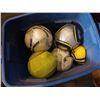 Image 3 : TOTE OF SPORTS BALLS, RUGBY BALL, SOCCER BALLS, SOFT BALLS, ETC