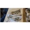 Image 2 : 75 GRADE 8 HEX BOLTS  9/16-18X5