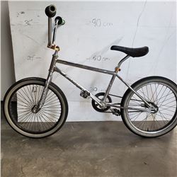 SILVER NORCO BMX