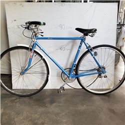 BLUE RALEIGH BIKE