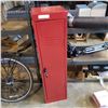 Image 1 : 3ft tall locking locker with key