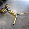 Image 1 : NOMA DOUBLE HALOGEN SHOP LIGHT W/ TRIPOD